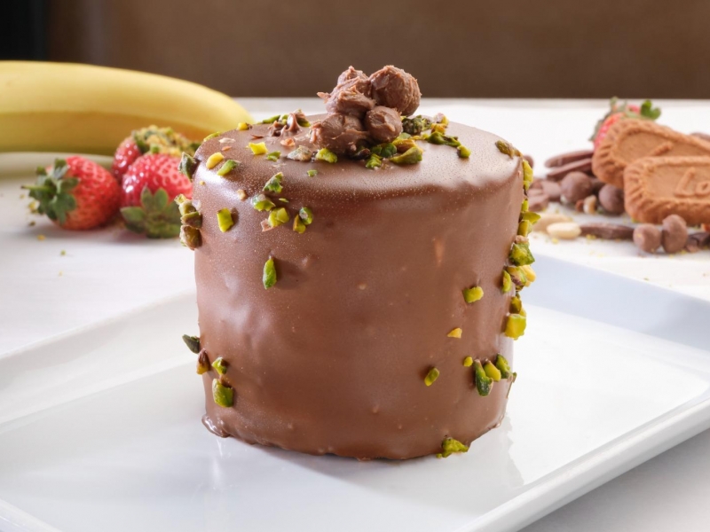 Fıstıklı Tek Pasta 